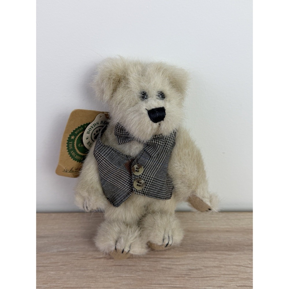 Boyds Bears Whitaker Q Bruin Bear Tie, Vest Archive Collection Retired 6"